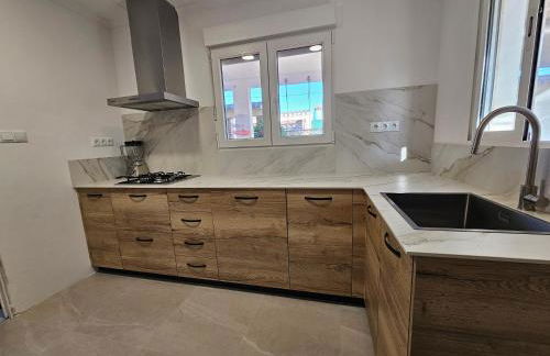 Casa de playa en Oliva al lado del MET y Campo de Golf - Photo 11