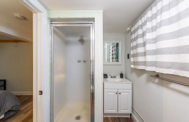 Sasa by Avantstay Deck Fire Pit Near Lake - Photo 32