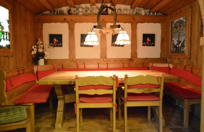 Romantic Mansion in Strotzbusch by the Forest - Photo 13