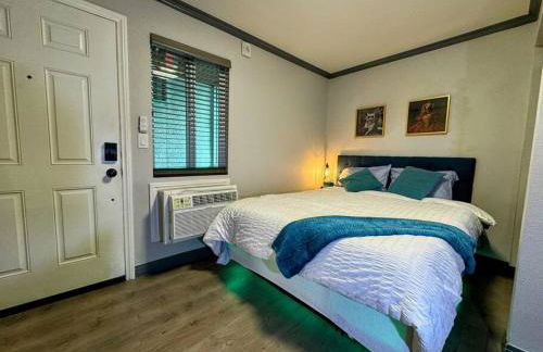 Modern condo near Fremont Street - Foto 27