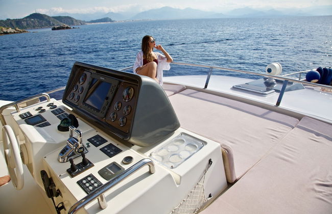 Italy Luxury Yacht Charter - Photo 52
