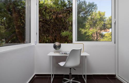 Relux Sea View 2 Bedroom Apartment by BluPine - Photo 16