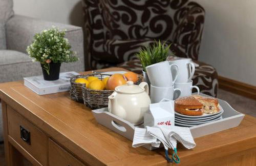 CRUCK BARN - Beautiful Renovated Barn within the Countryside - Photo 38