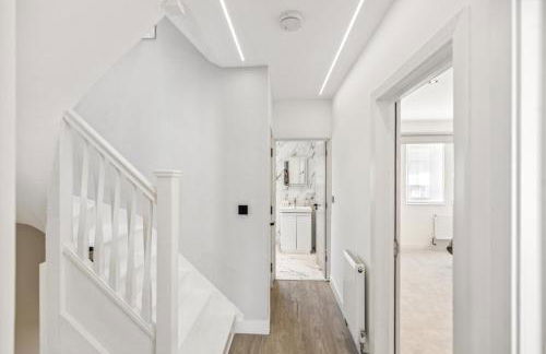 Spacious 6 Bedroom Luxury Home Sleeps 14 Royal Manor 57 - Foto 15