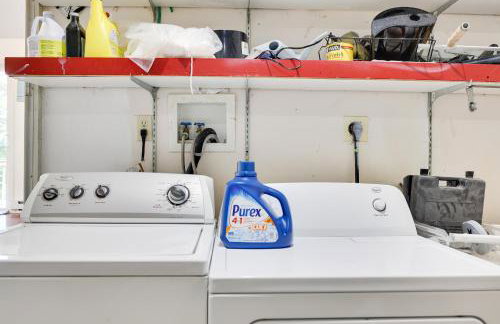 Zen Den - Pocono LakeFront with Hot Tub ! - Foto 18