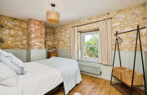 Vine Cottage - Photo 7