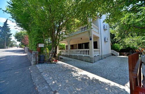 Apartments Karmelić - Photo 37