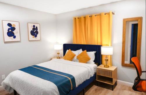 Escondido Front Unit 3-BR by SD STAY - Foto 10