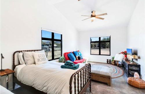 Cozy Fresh Desert Hideaway, 5 mins to Joshua Tree - Foto 26