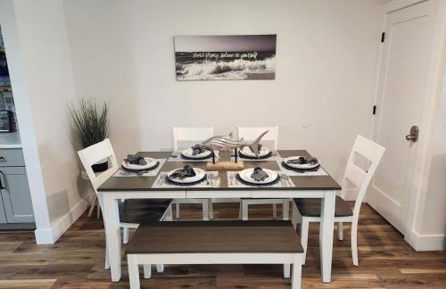 Fairview Terrace-Brand New 3BDRM, Central Location - Foto 21