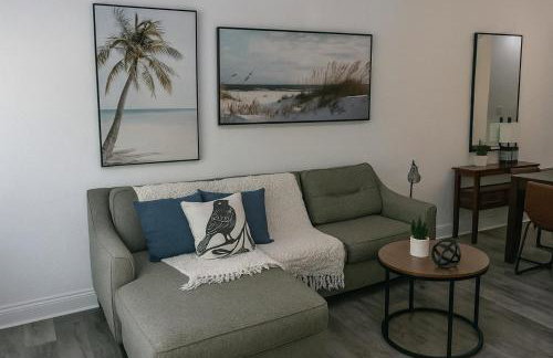 Disney-Area 3BR Townhome | Sleeps 9 | Pool + Gym - Foto 20