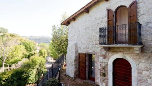 Authentic Villa Surrounded by Nature - Foto 1