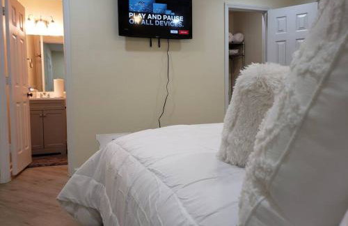 Cozy 2 Bedroom Pineville-Matthews Duplex Sleeps 8 - Foto 9