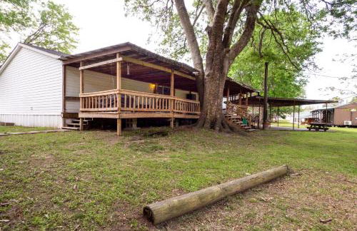 Lakefront Many Vacation Home with Deck and Views - Foto 30