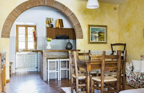 Charming Apartment in Lisciano Niccone with Shared Pool - Foto 2