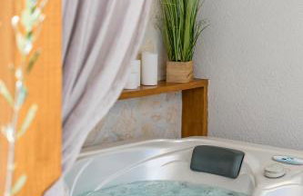 Tonina - private jacuzzi, free parking, terrace - Foto 12