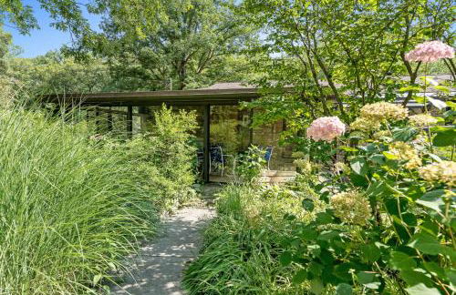 Dog-Friendly Nature Escape with Hot Tub and Fire Pit - Foto 8