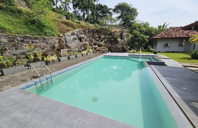 Lucky Cottage - Photo 1