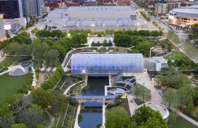 6BR Retreat Comfort Convenience Kitchen 16 - Photo 28
