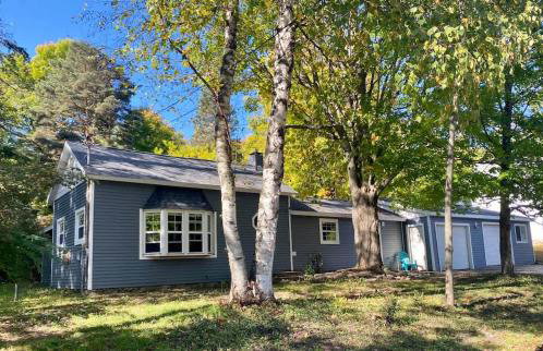 Downtown Bellaire, Close to Hiking, Biking, Golf, Lakes,Pets friendly - Foto 5