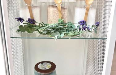 Ettore 3-bed Villa - Sleeps 6, Garden & Parking - Foto 59