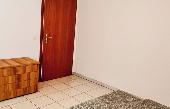 Enchanting View of Lake Maggiore & Mountains - Photo 6