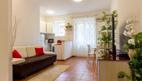 Apartment of Solitude - Foto 5, young children