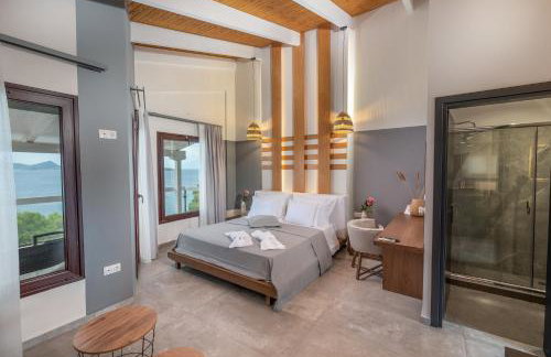 Trizonia Bay Hotel - Photo 9