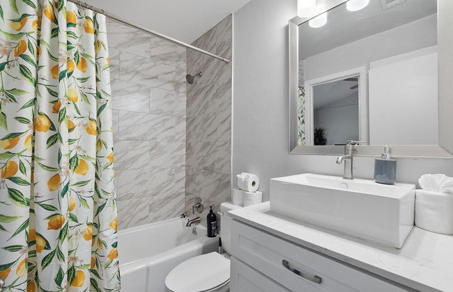 Stylish 1BR Zilker Evonify - Photo 37