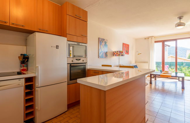 3 bedroom House in Carqueiranne with garden and terrace - Photo 11