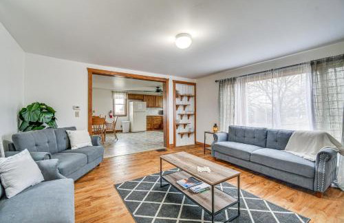 Cozy New York Farmhouse with Porch, Grill and Fire Pit - Foto 15