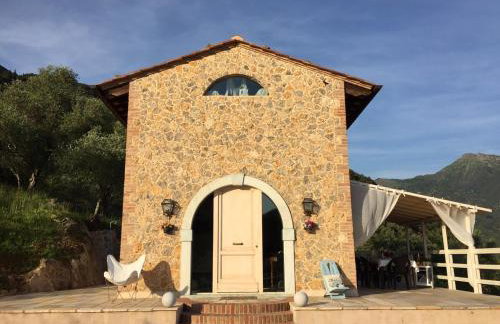 Valuable rustic Tuscan swimming pool, breathtaking view of Camaiore - Photo 3