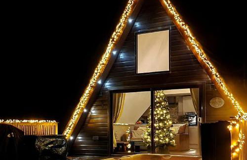 Bonnie Lodge-Lochside Location with Hot Tub - Photo 2