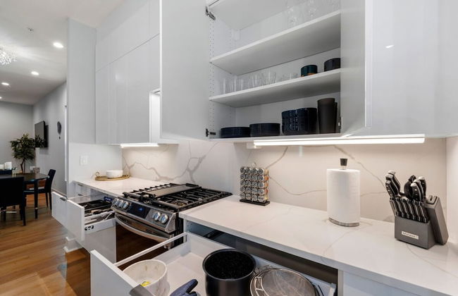 Luxurious Midtown Home Rooftop Views by Silverx - Foto 11