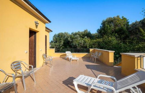 Lovely Home In Roseto Degli Abruzzi - Foto 6
