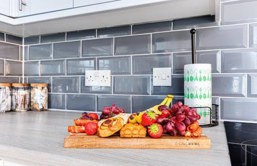 Spacious Bedford House Sleeps 5 Superfast WiFi Free Parking - Foto 19