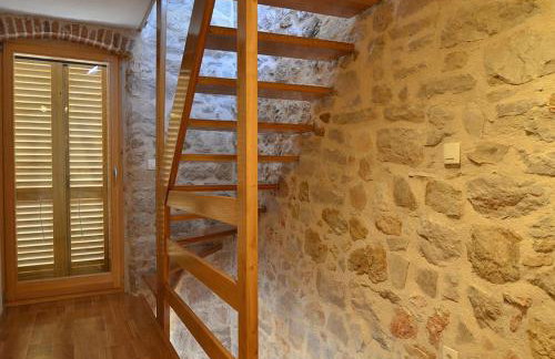 Stone House Nana - Photo 24