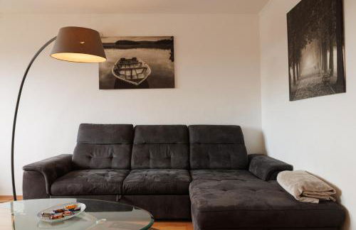 Modernes 3-Zimmer Apartment für 5 Personen nahe Messe Düsseldorf - Photo 3