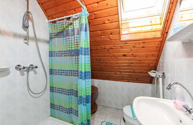 4 bedroom House in Balatonfenyves with garden and terrace - Photo 17