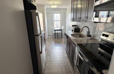 Midtown High Floor Fantastic Panoramic City View Corner 2 Bedroom Apartment - Foto 20