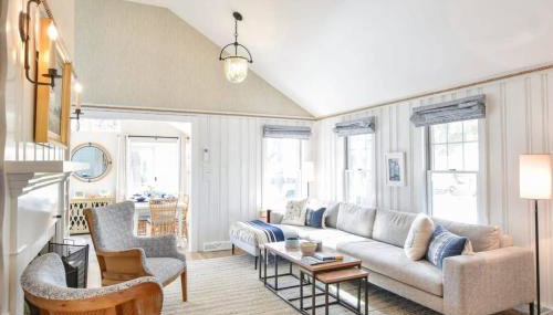 Designed for vacation Easy 0 3 mi walk to Grey Neck Beach - Foto 1