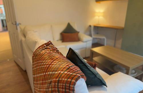 Chase View 1 Bed Sleeps 4 Parking WiFi Contractors - Foto 5