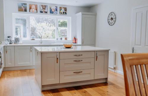 Charming St Davids Cottage with Cathedral Views - Foto 42