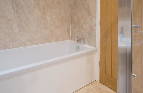 Beautiful Barn Conversion - Orchard Escape for 12! - Foto 65