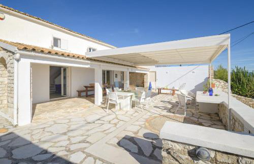 Villa Rastoni by Rastonivillas - Sunny Family Villa in the best part of Corfu! - Foto 39