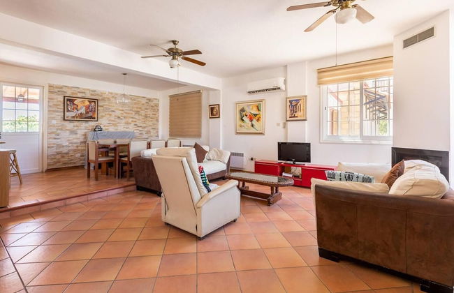 4 Bedroom Villa With Private Pool Near Beach - Foto 16