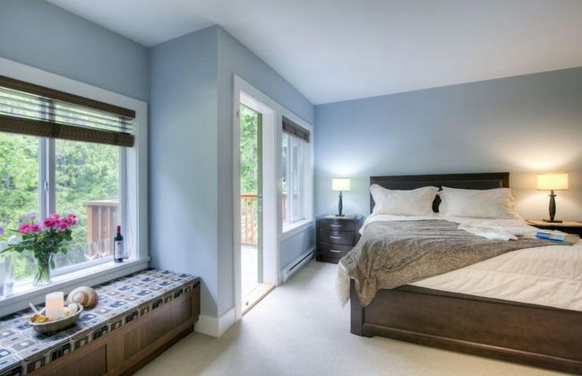 Qualicum Landing - Photo 3