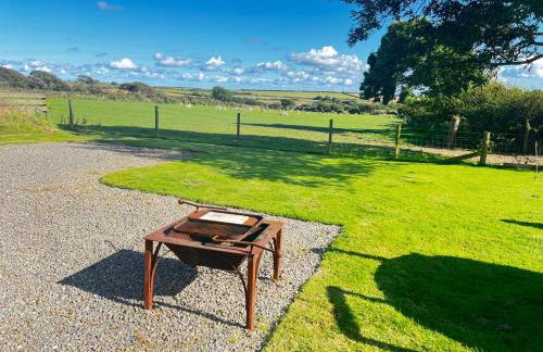 Plumstone view hot tub lodge in Pembrokeshire - Photo 17