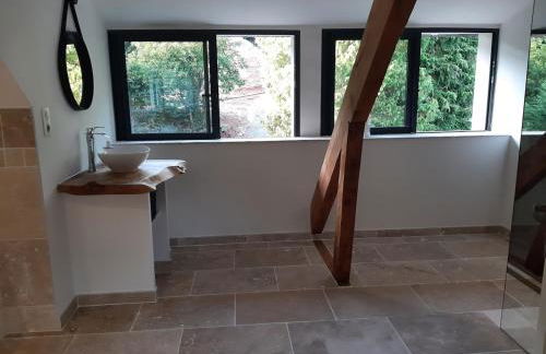 Logement Cozzy avec vue sur la vallée et Jacuzzi - Foto 24