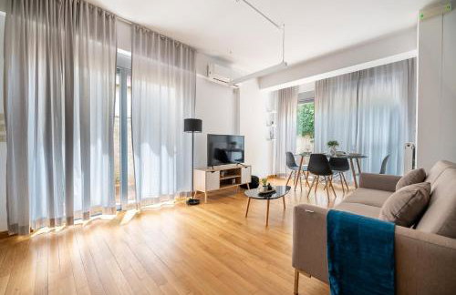 Chic 1BR Apartment in Neo Psichiko - Photo 1